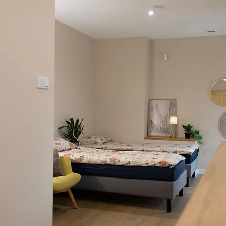 Obok Suntago Park Of Poland Parking Gratis